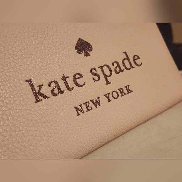 NWT Kate Spade Large Glitter Logo wallet - Picture 4 of 8